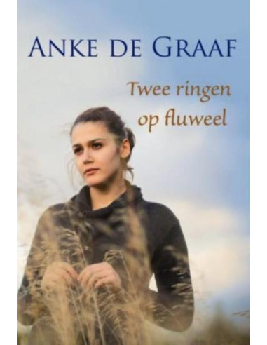 Twee ringen op fluweel