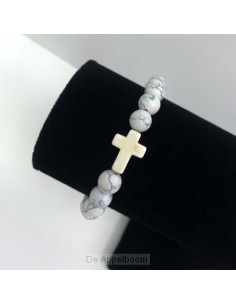 Kralenarmband kruis wit