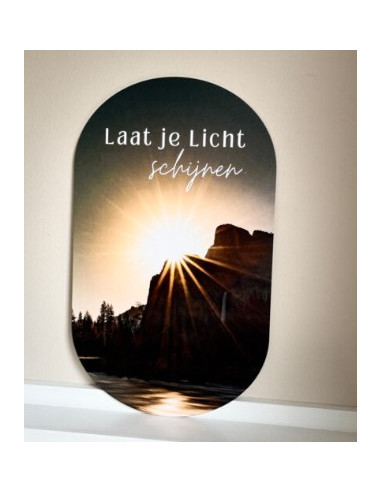 Muurvorm- Hij nlaat je licht schijnen