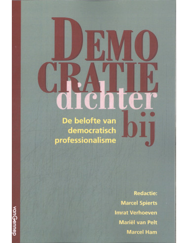 Democratie Dichterbij