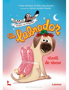 Labrador steelt de show